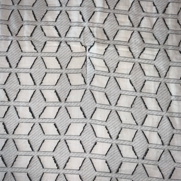 Full Sized Comforter Set with 2 Pillow Shams - Picture 3 of 6